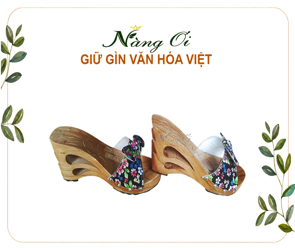 guốc gỗ chạm khắc hai giọt nước